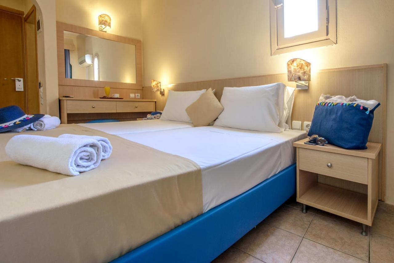 הרסוניסוס Pela Maria Hotel (Adults Only) מראה חיצוני תמונה